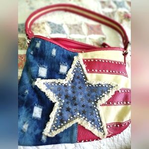 Shoulder bag